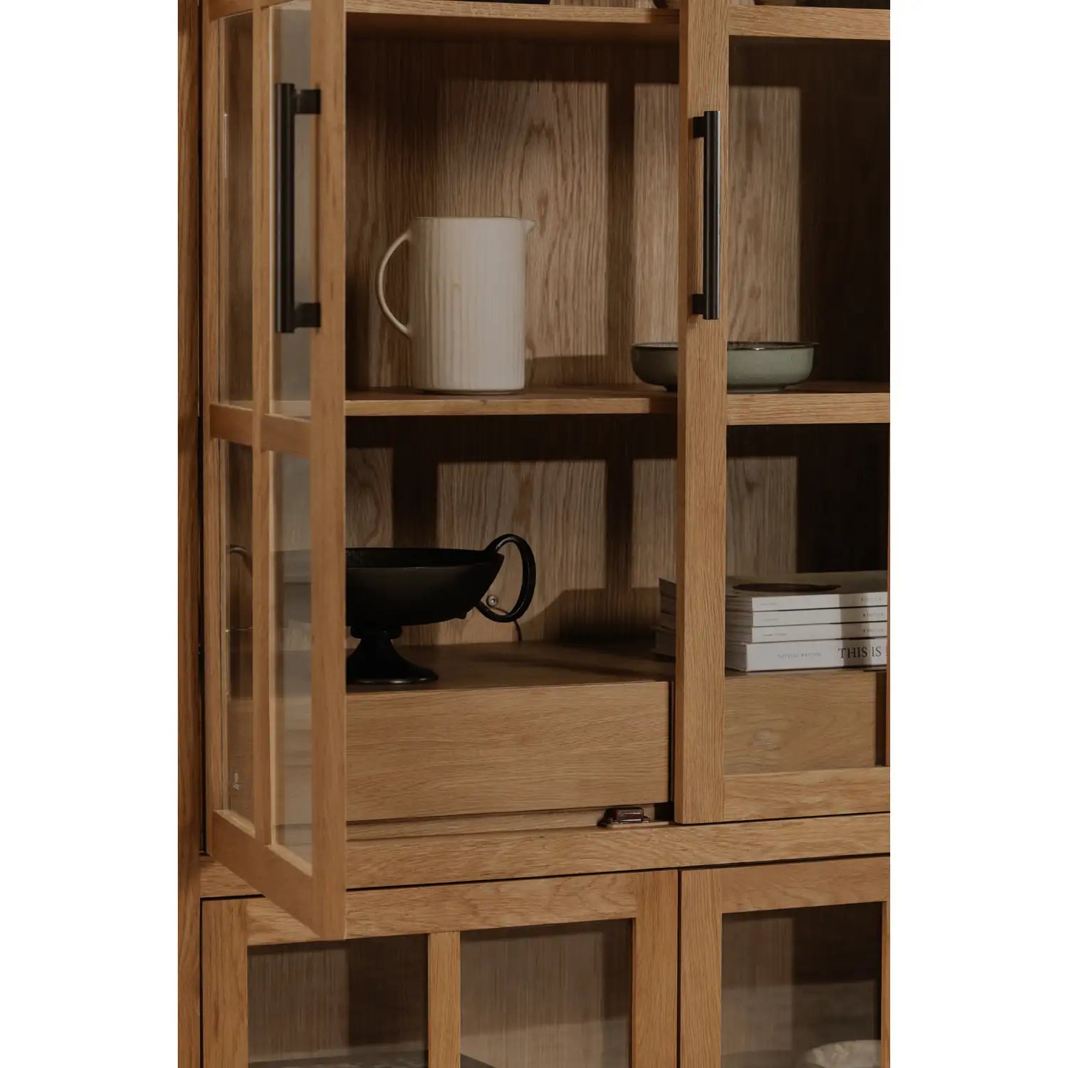 MOES RAYMOND CABINETS - Cabinets & Bar