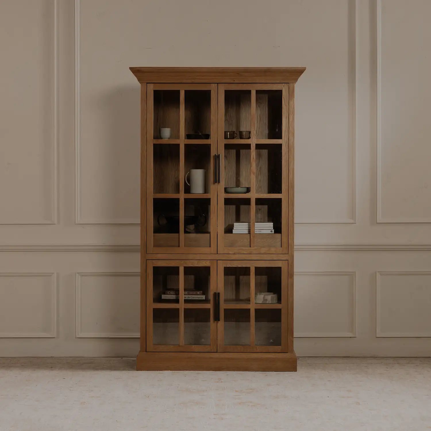 MOES RAYMOND CABINETS - Cabinets & Bar