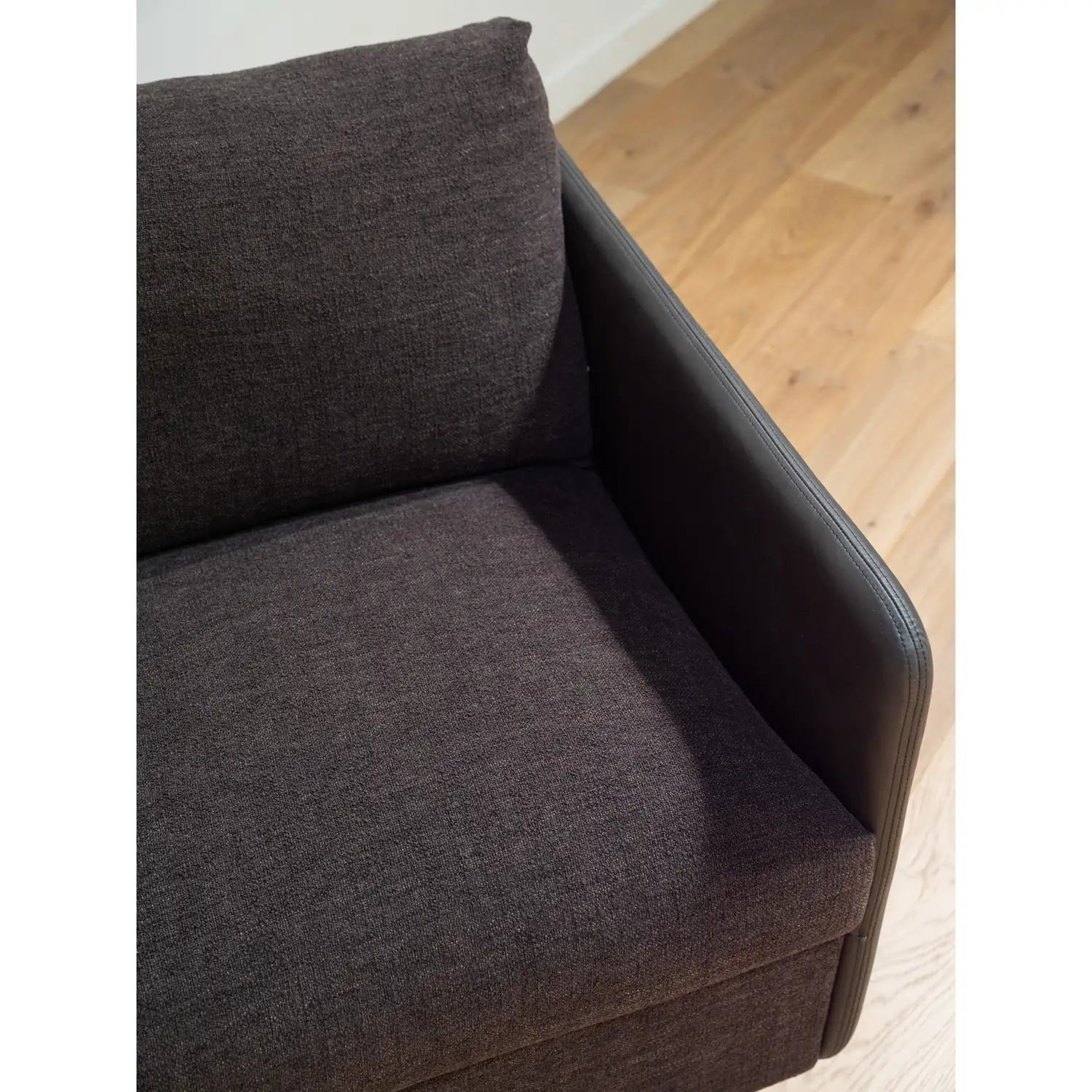 MOES, TELLER ACCENT CHAIRS, LOUNGE