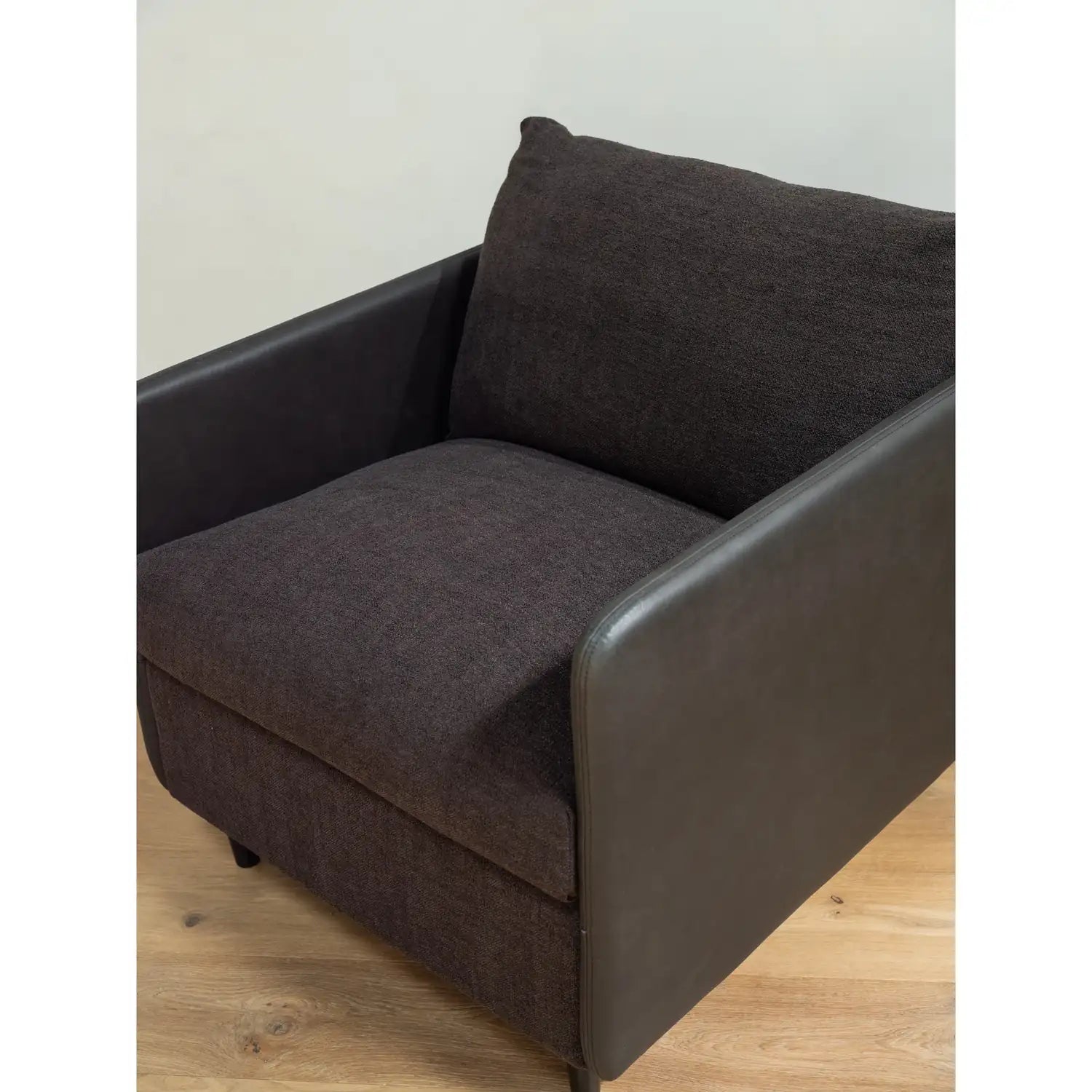 MOES, TELLER ACCENT CHAIRS, LOUNGE