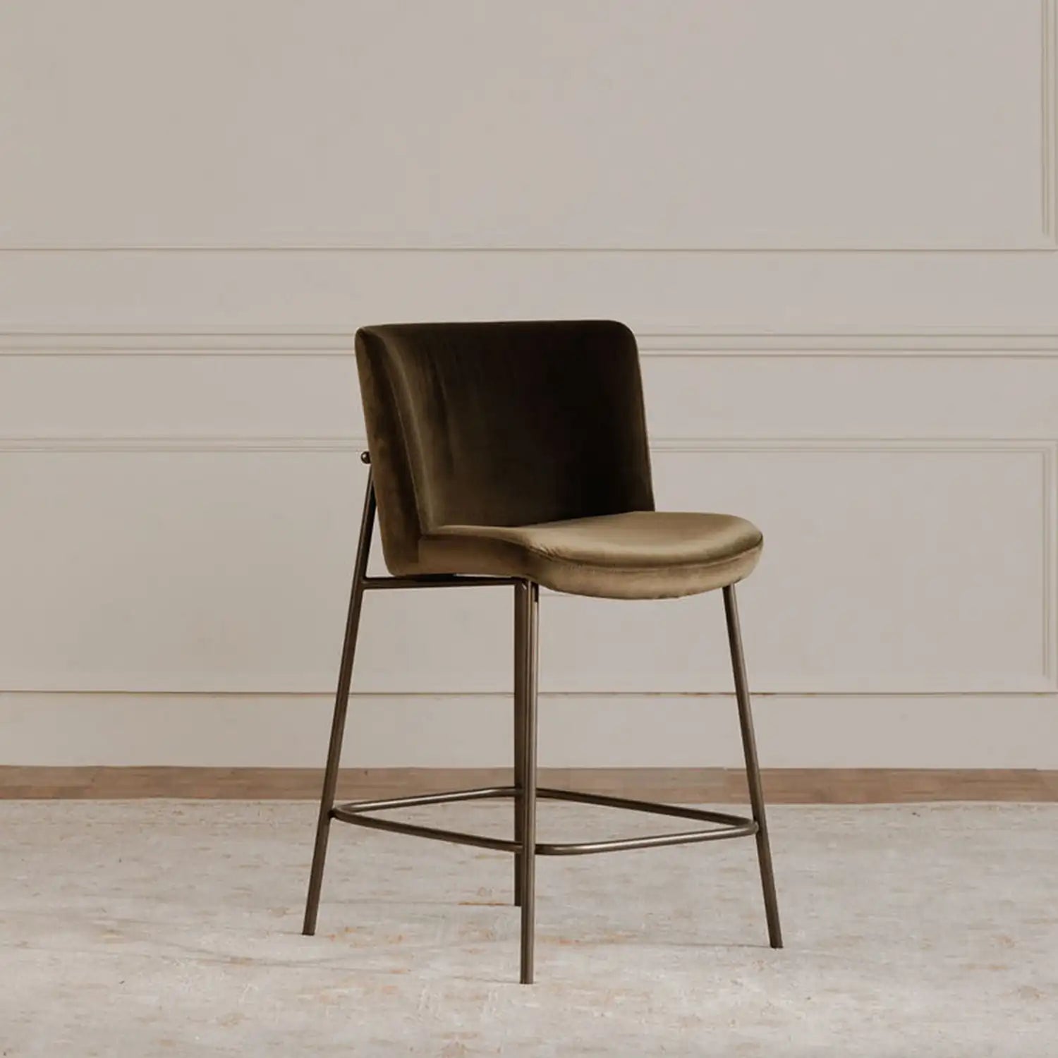 MOES, EARLY COUNTER STOOLS, BAR STOOLS