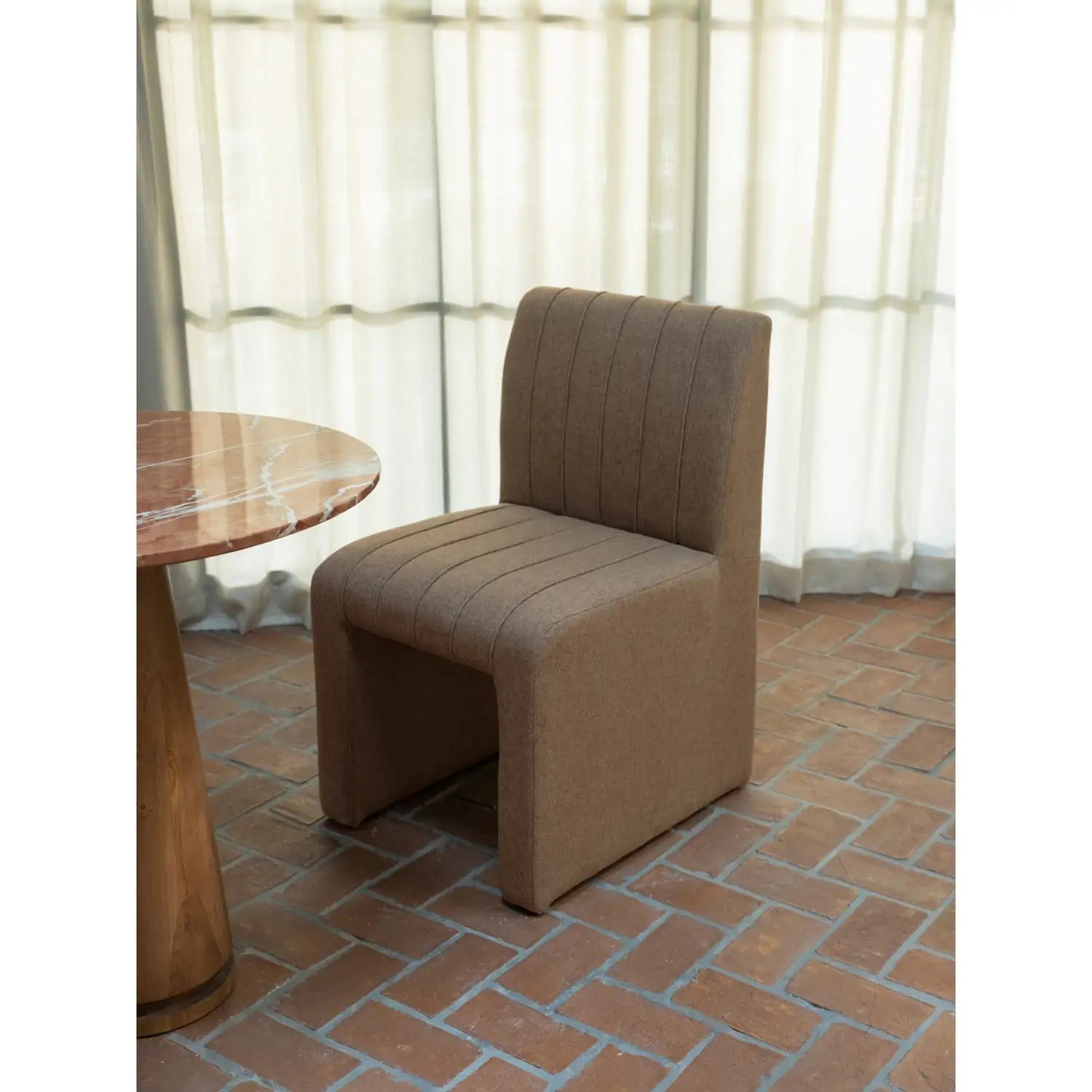 MOES, SALLY DINING CHAIRS, DINING CHAIRS