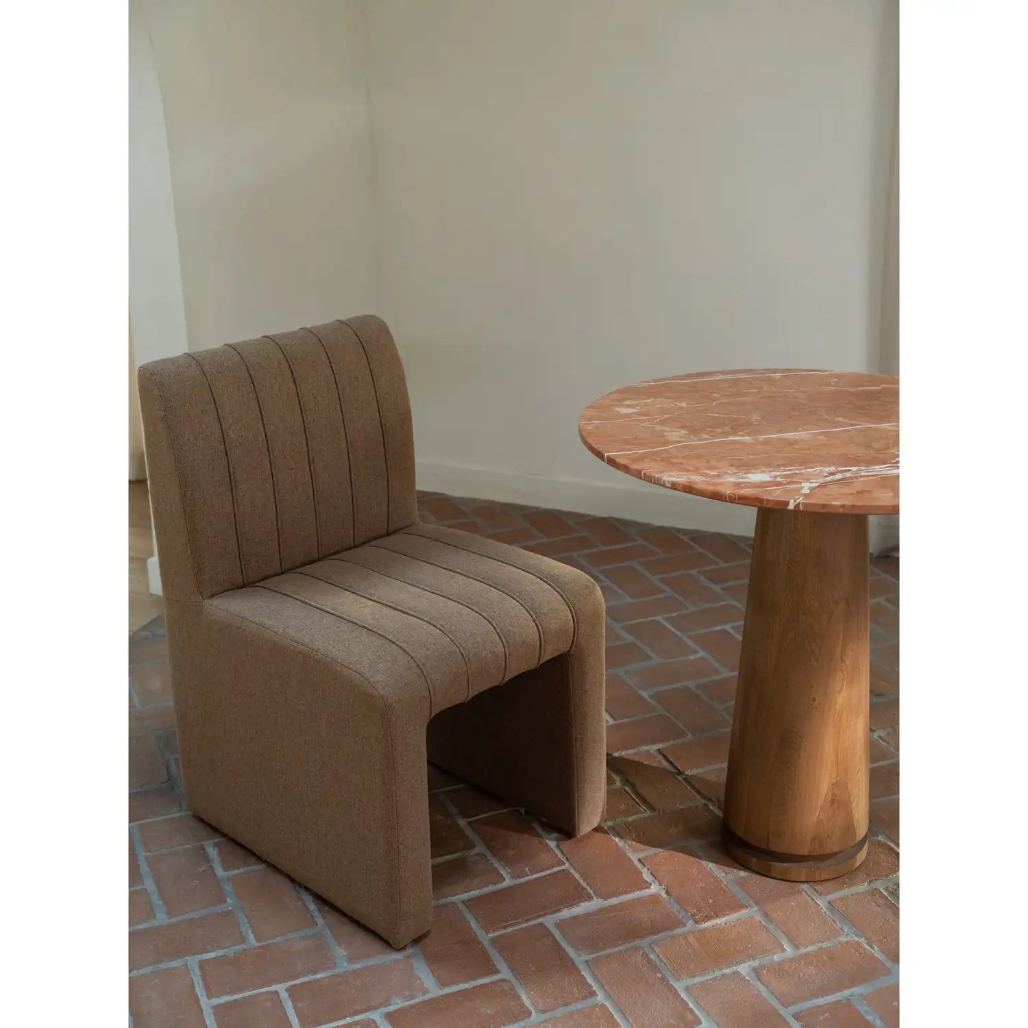 MOES, SALLY DINING CHAIRS, DINING CHAIRS