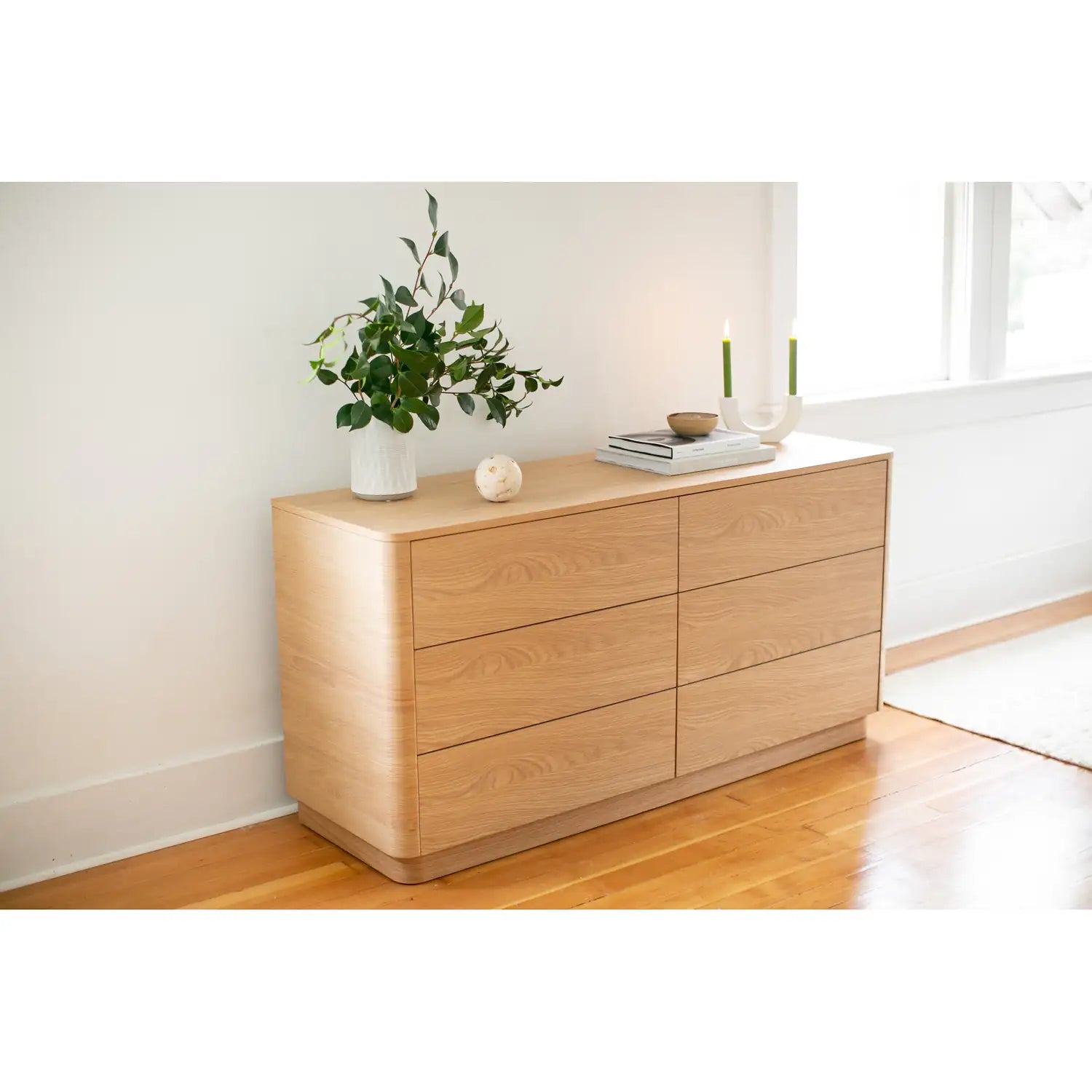 MOES, OFF DRESSERS, DRESSERS