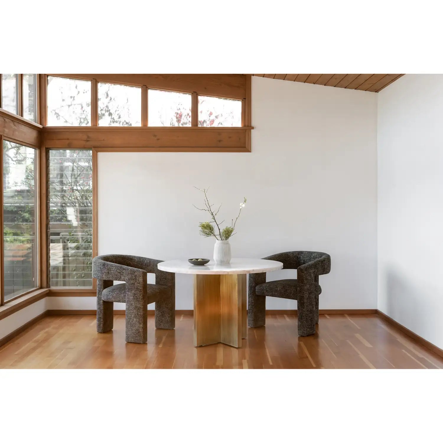 MOES, ELO ACCENT CHAIRS, LOUNGE