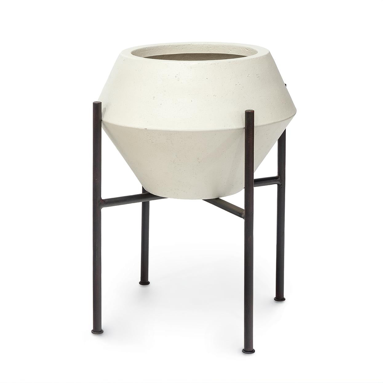 PALECEK NOVA OUTDOOR PLANTER - Outdoor Decorative Accents