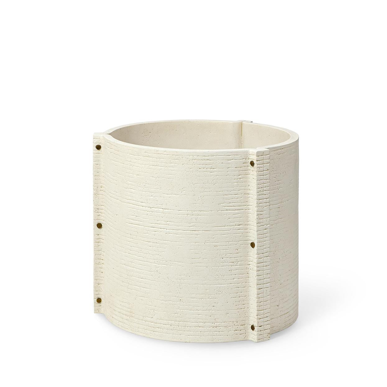 PALECEK, ROGAN OUTDOOR PLANTER, OUTDOOR DECORATIVE ACCENTS