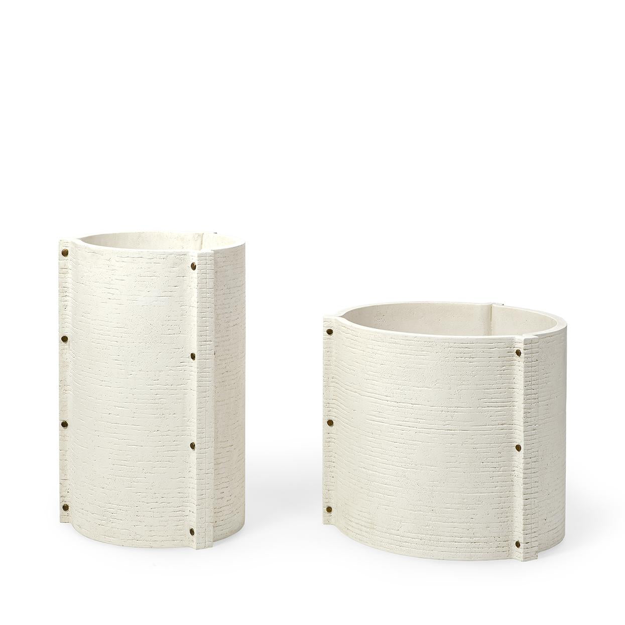 PALECEK ROGAN OUTDOOR PLANTER - Outdoor Decorative Accents