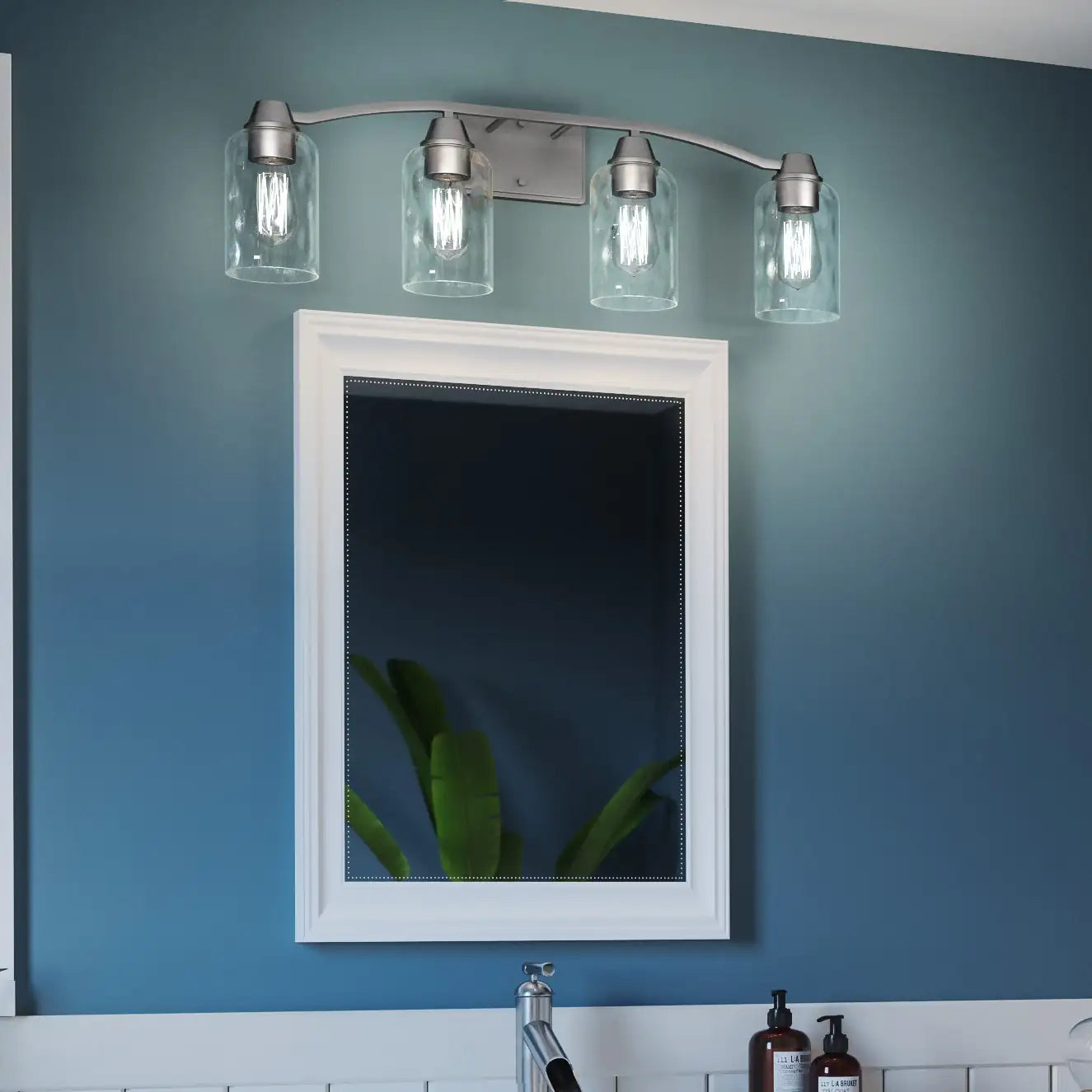 QUOIZEL, ACACIA BATH LIGHT, BATH VANITY LIGHT