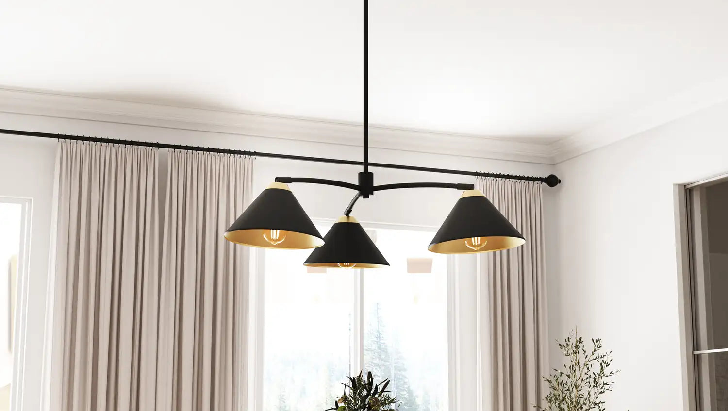 QUOIZEL, ALSCOTT CHANDELIER, CHANDELIER LIGHT