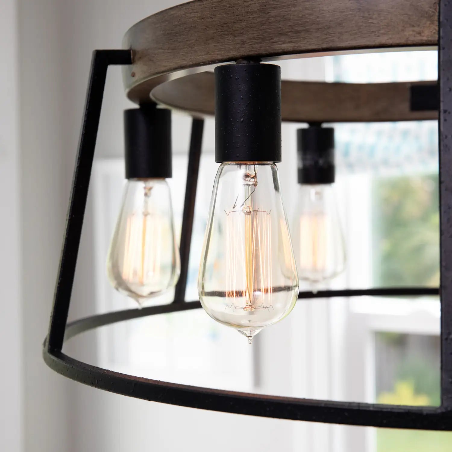 QUOIZEL, BROCKTON CHANDELIER, CHANDELIER LIGHT