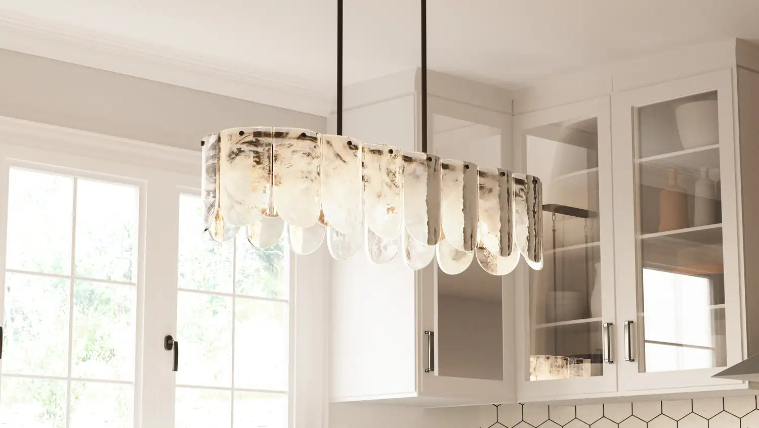 QUOIZEL, CASSIDY ISLAND CHANDELIER, LINEAR LIGHT