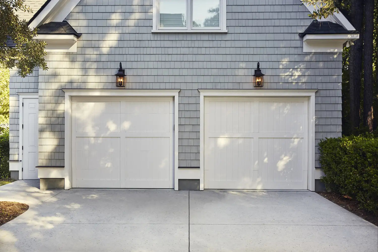 QUOIZEL, CHANCELLOR OUTDOOR LANTERN, OUTDOOR CEILING LIGHTS