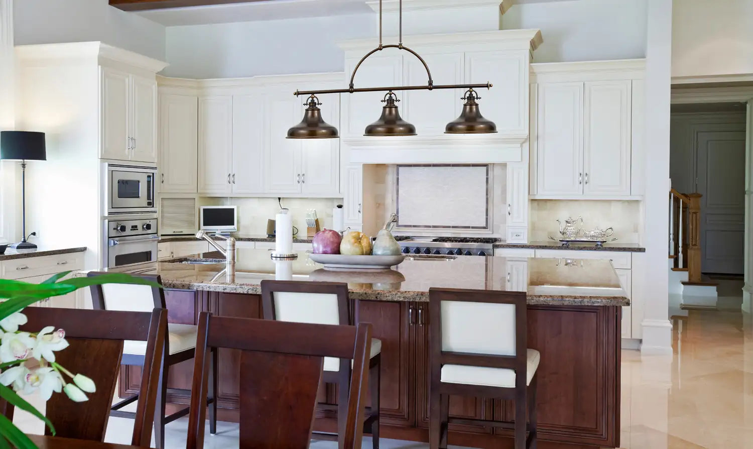 QUOIZEL, EMERY ISLAND CHANDELIER, LINEAR LIGHT