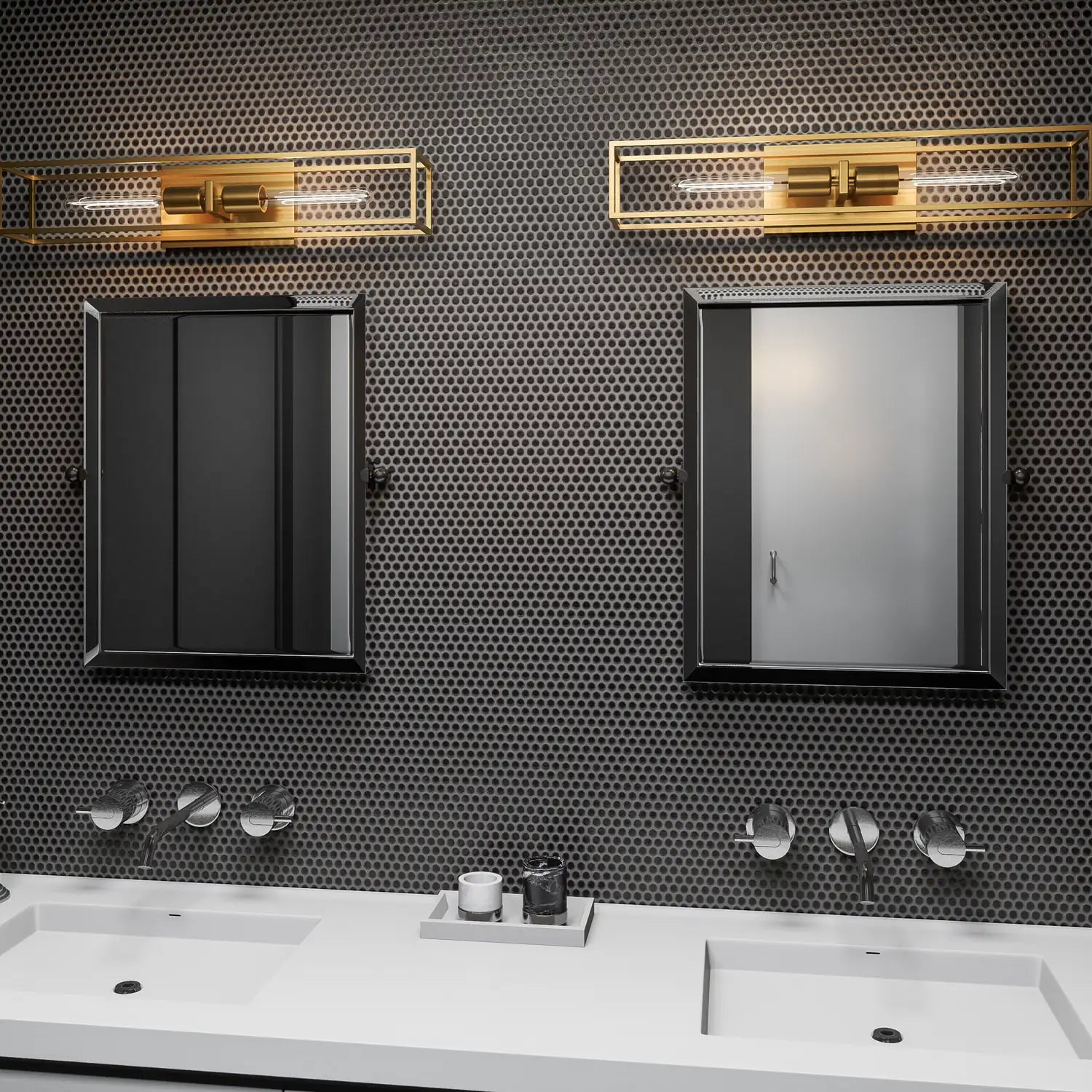 QUOIZEL, LEIGHTON BATH LIGHT, BATH VANITY LIGHT