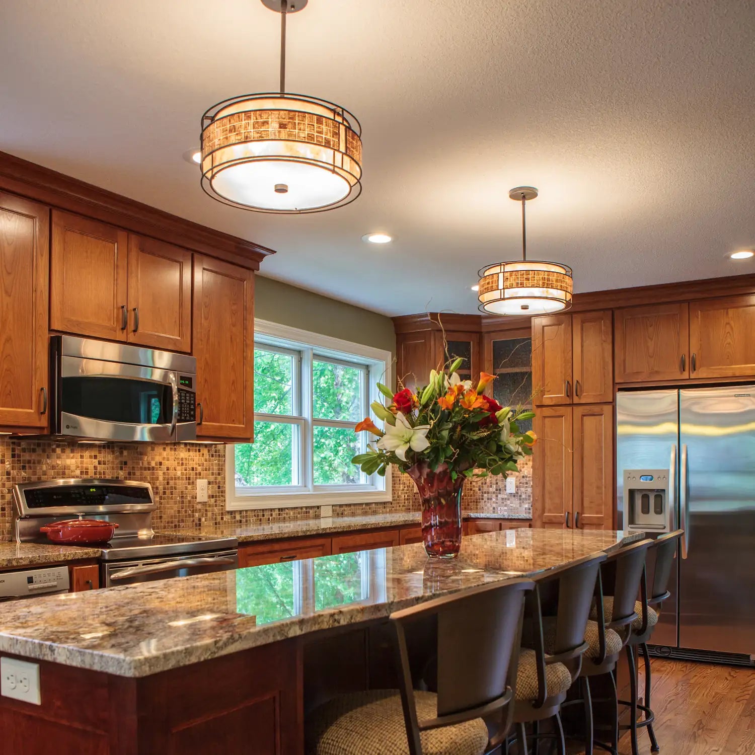 QUOIZEL, LAGUNA PENDANT, PENDANT LIGHT