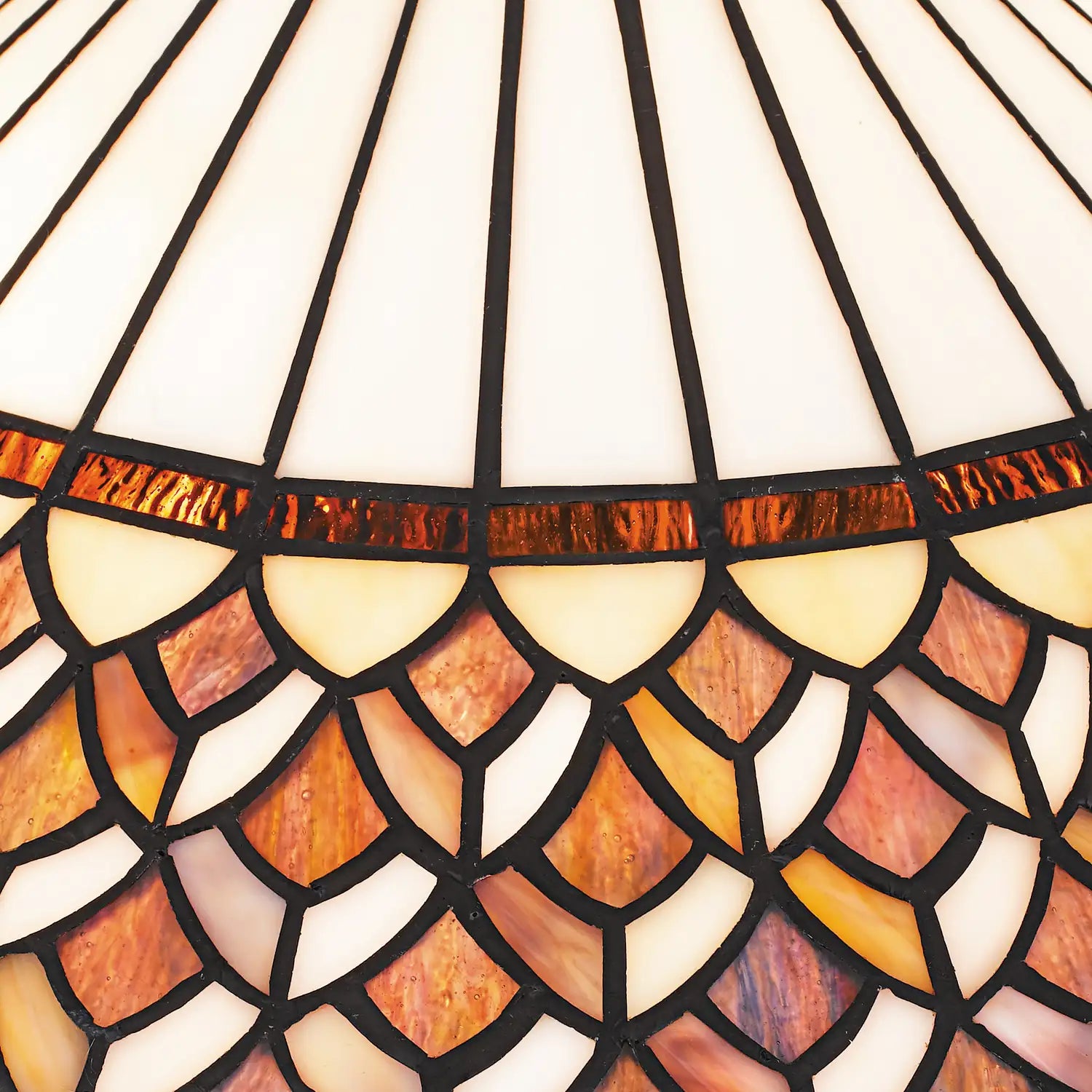 QUOIZEL, TIFFANY TABLE LAMP, TABLE LAMPS