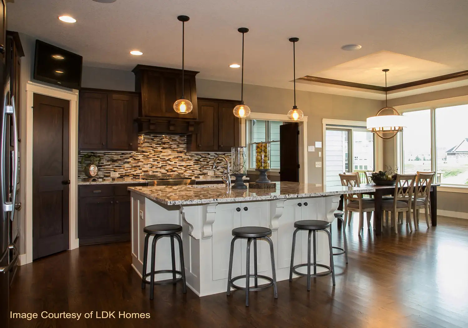 QUOIZEL, TRILOGY PENDANT, PENDANT LIGHT