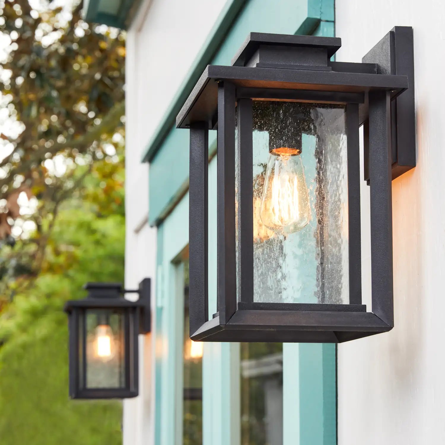 QUOIZEL, WAKEFIELD OUTDOOR LANTERN, OUTDOOR CEILING LIGHTS