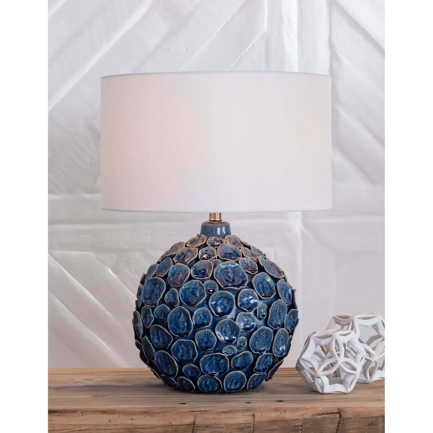 Regina Andrew, LUCIA CERAMIC TABLE LAMP, TABLE LAMPS