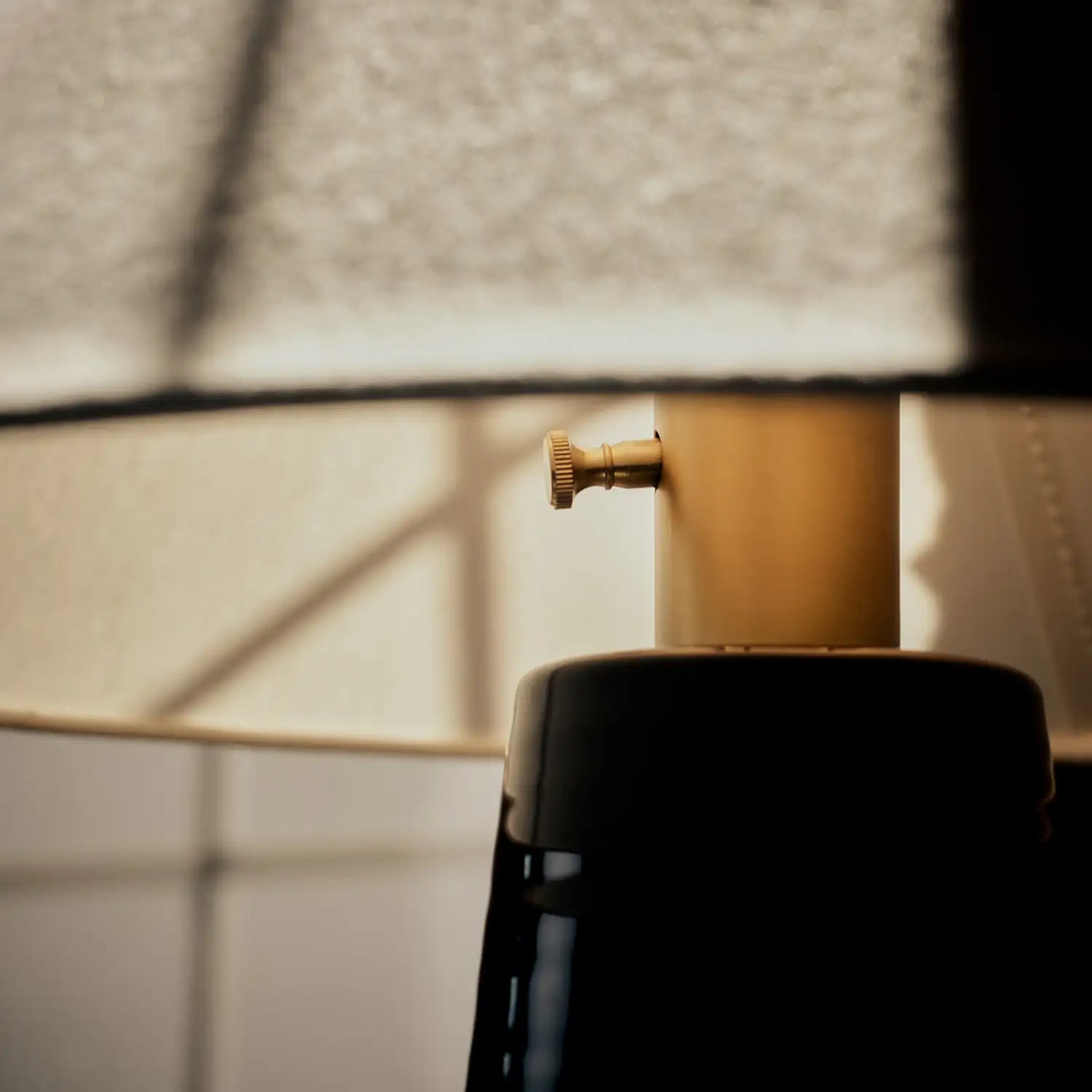 Regina Andrew, KODA CERAMIC TABLE LAMP, TABLE LAMPS