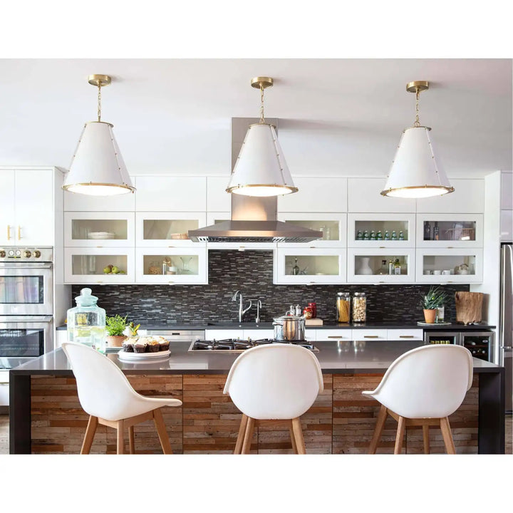 Regina Andrew, FRENCH MAID CHANDELIER, CHANDELIER LIGHT