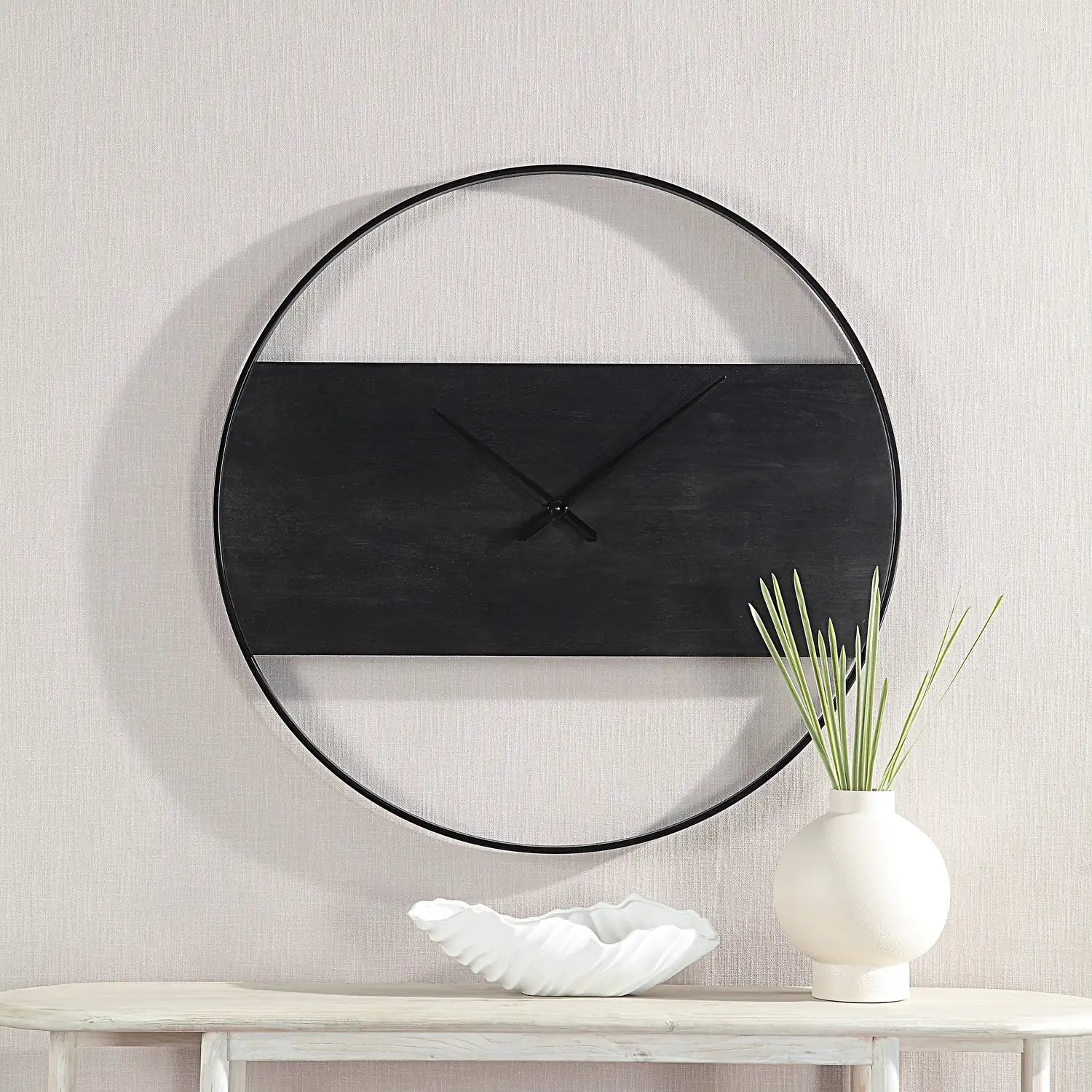 RENWIL ROMY INDOOR IRON WALL CLOCK MATTE - Decorative Accents