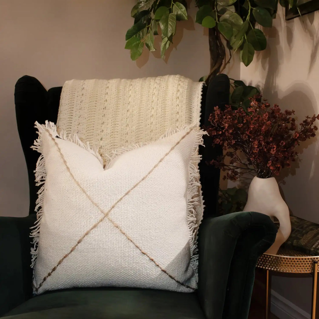 RENWIL BULGARIA INDOOR PILLOW - Decorative Accents