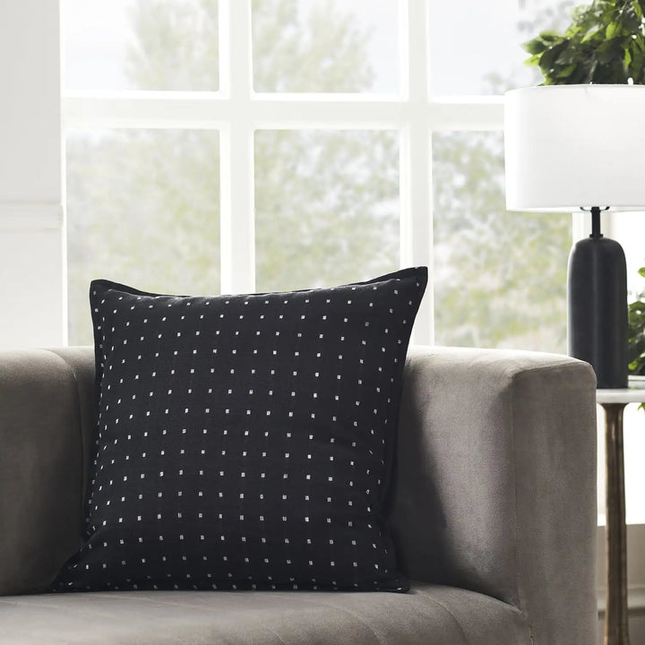 RENWIL BRITTANY INDOOR PILLOW - Decorative Accents