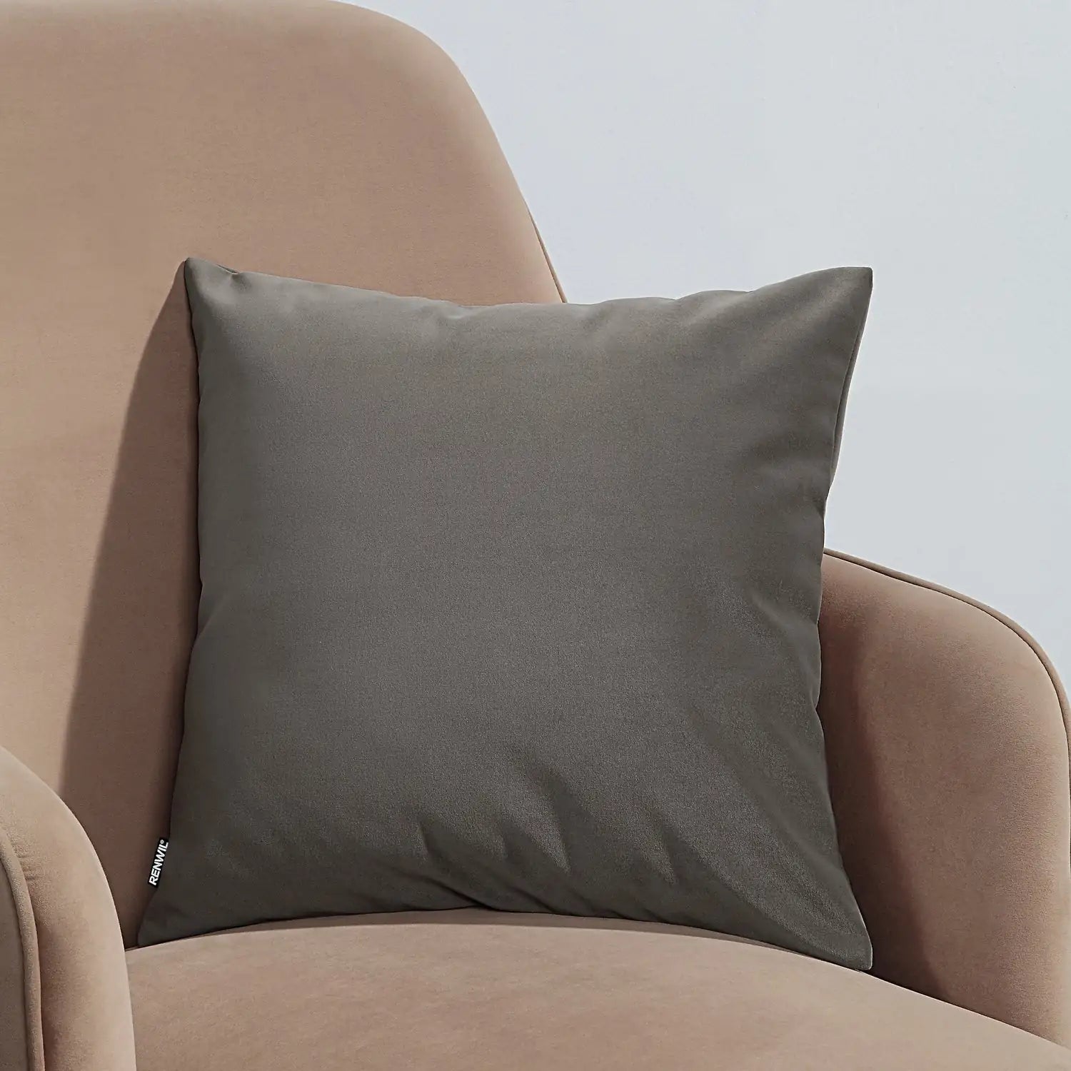 RENWIL ANTWERP INDOOR PILLOW - Decorative Accents