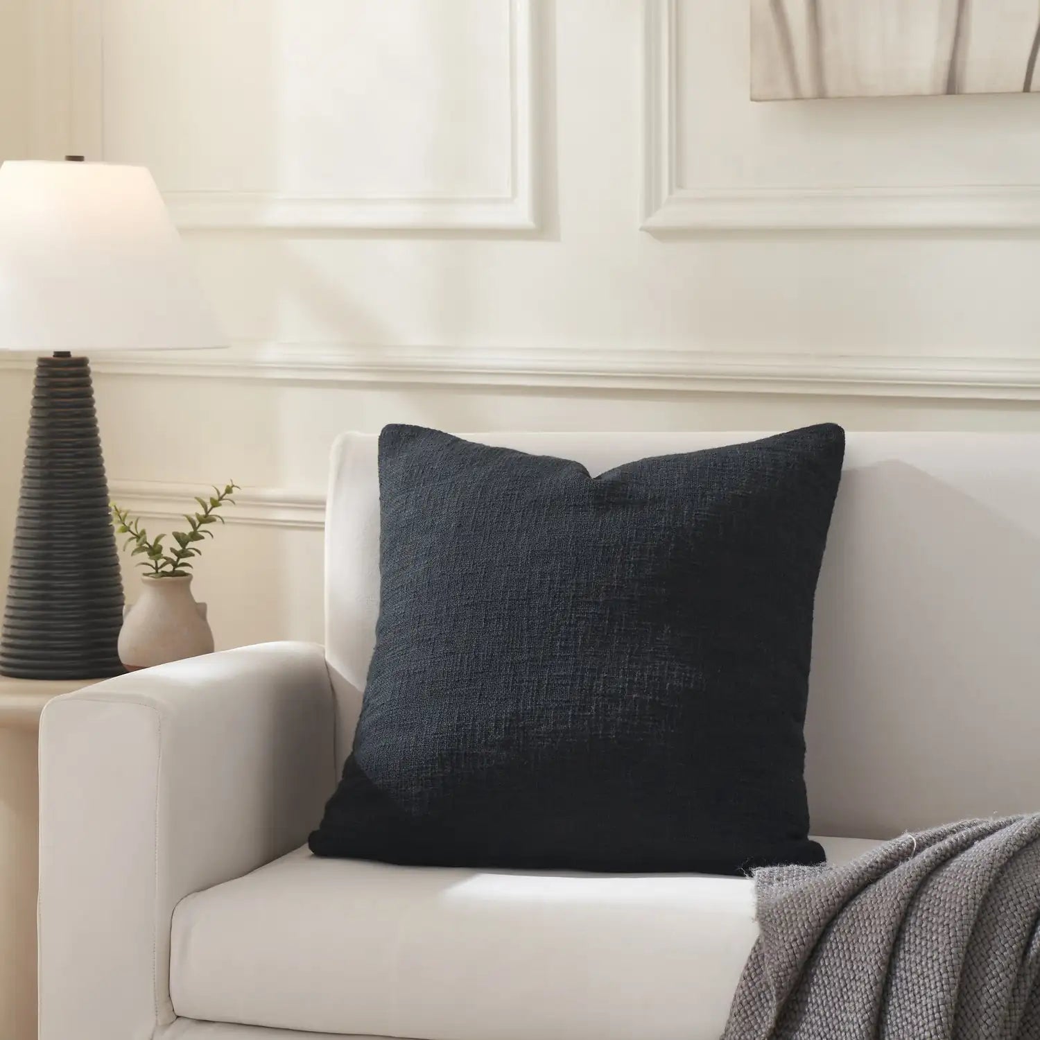 RENWIL ROSSO INDOOR PILLOW - Decorative Accents