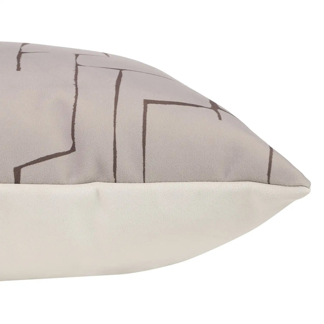 RENWIL SARNO PILLOWS - Decorative Accents