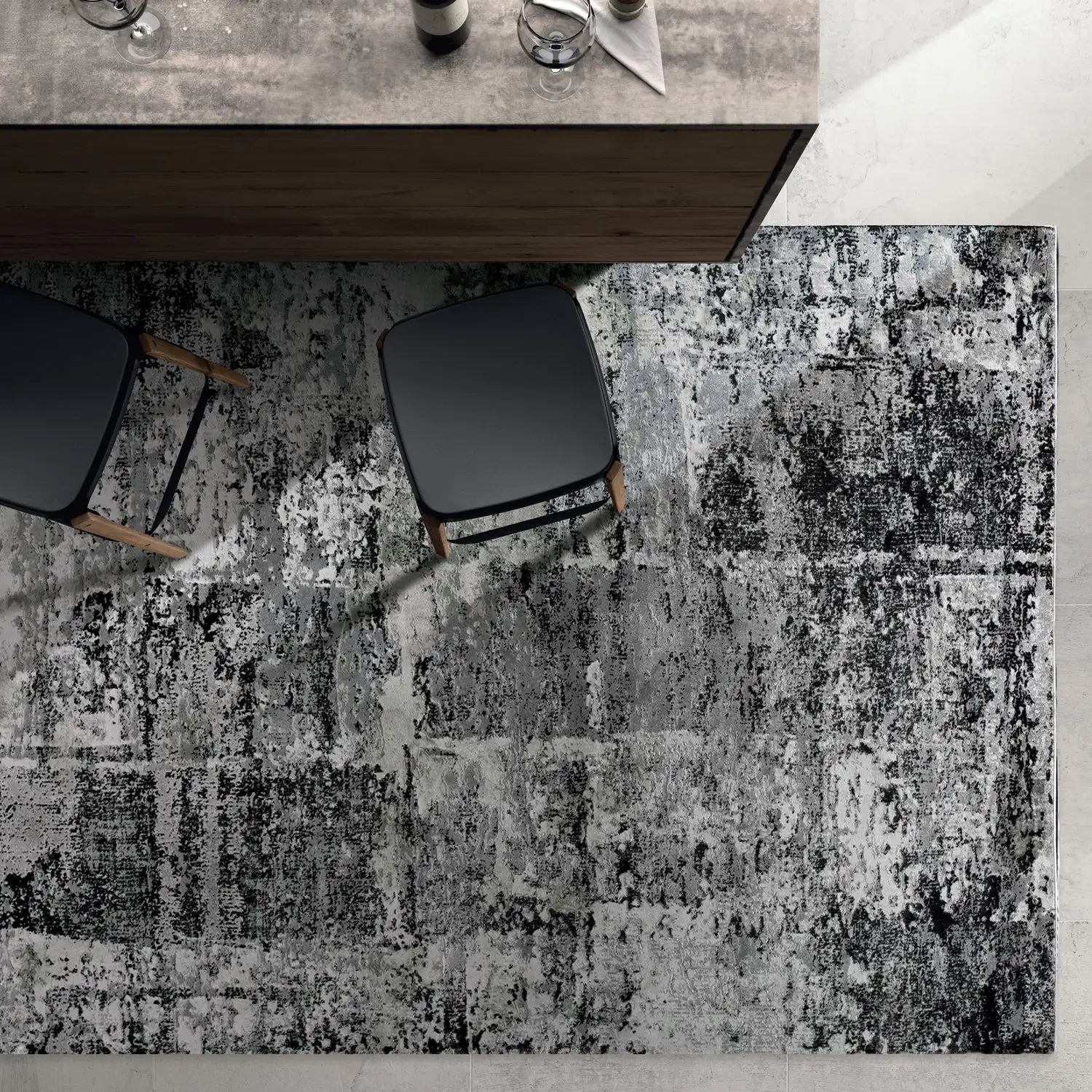 RENWIL ARIELLA INDOOR RUG - Rugs
