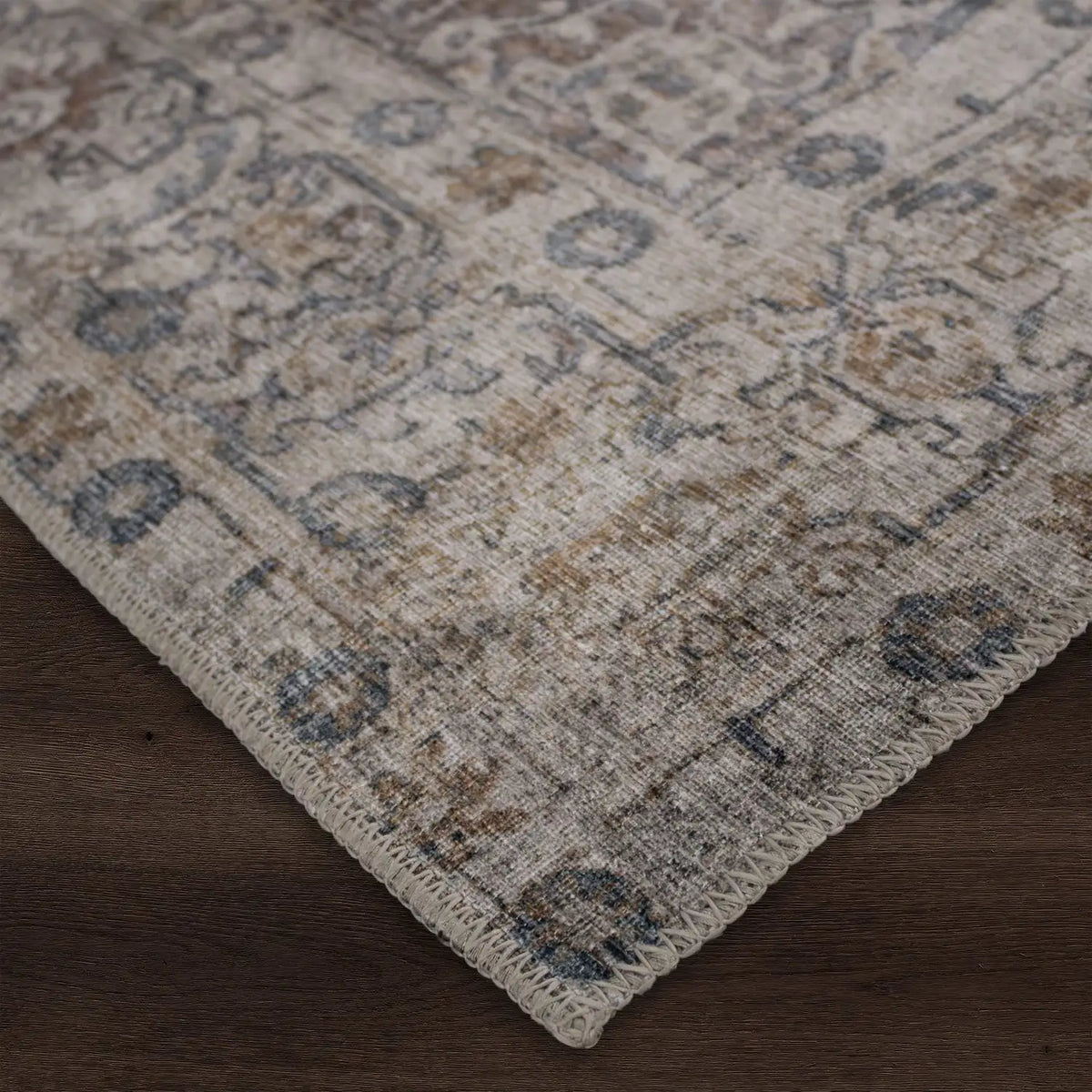RENWIL Chloe Carpets - Rugs