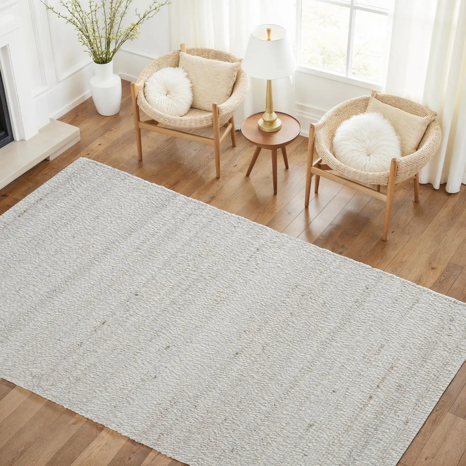 RENWIL MEGHAN RUG - Rugs