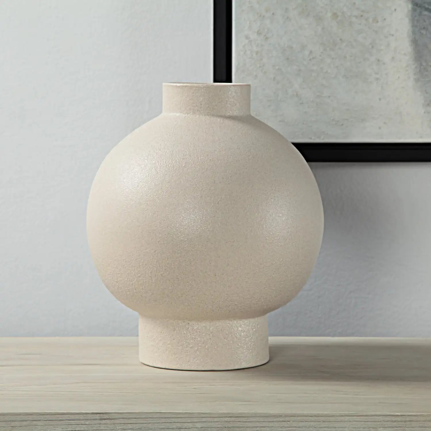 RENWIL LAMOUREUX INDOOR CERAMIC VASE TEXTURED MATTE - Decorative Accents