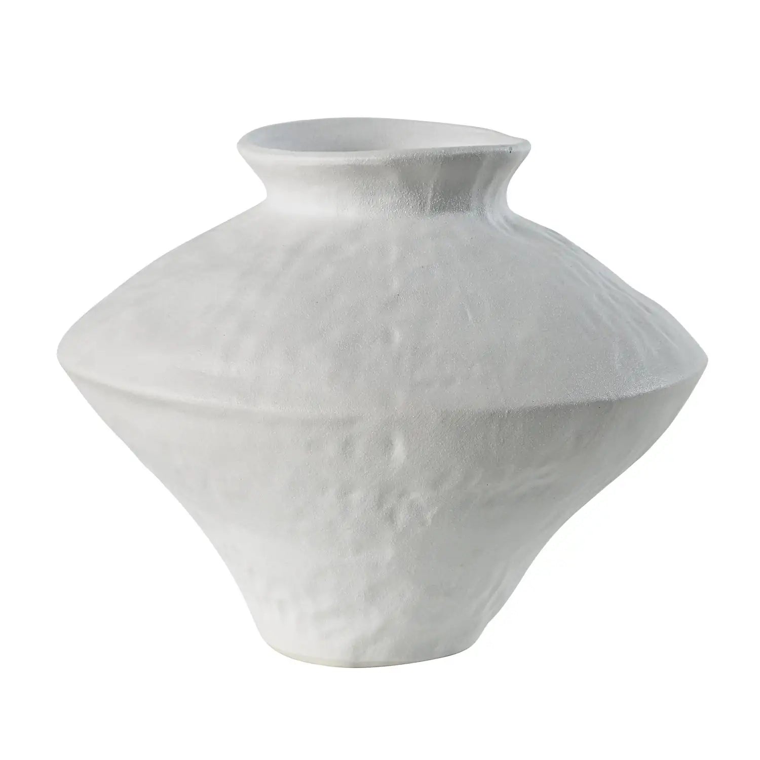 RENWIL MILLS INDOOR PORCELAIN CERAMIC VASE MATTE OFF-WHITE - Decorative Accents