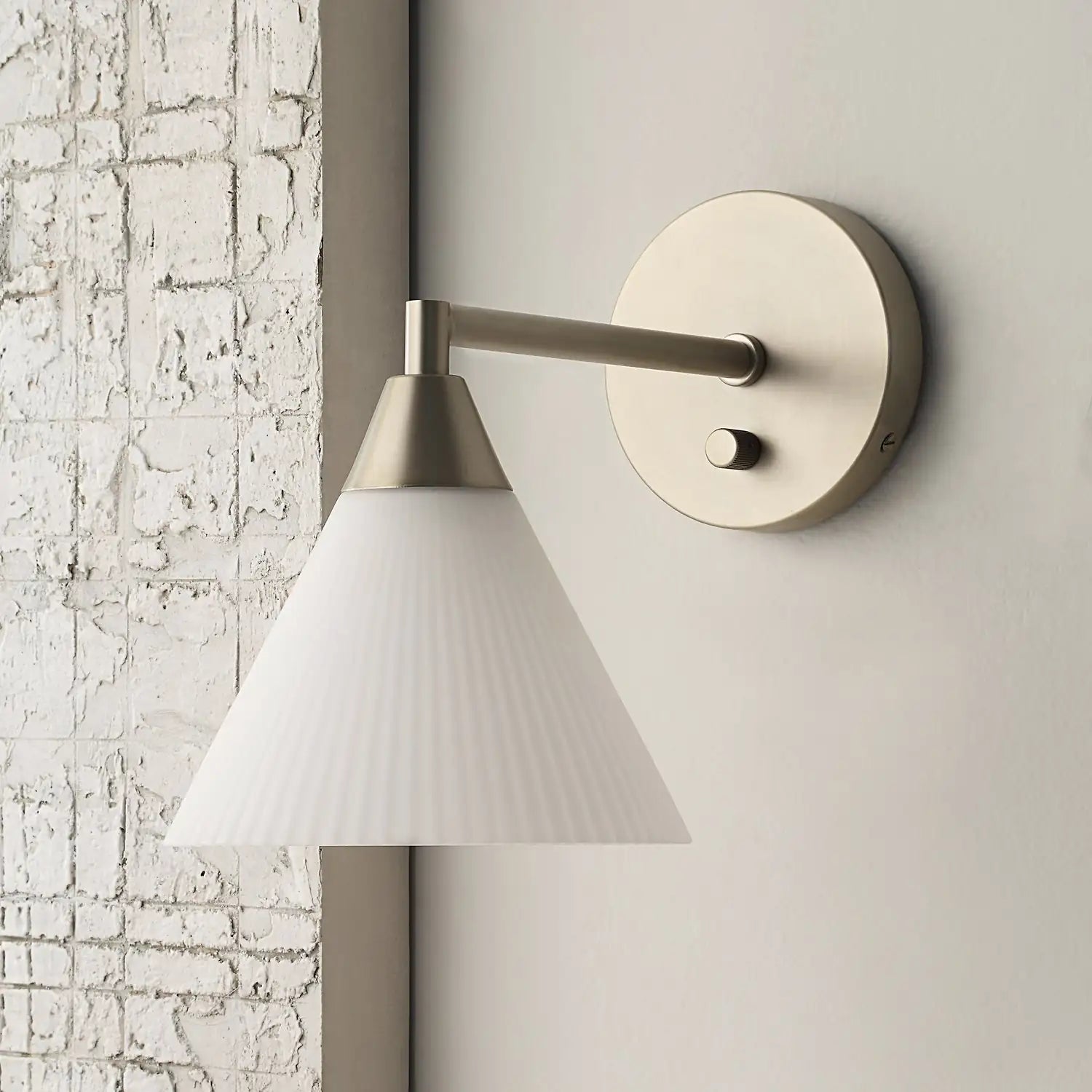RENWIL, BOCCA WALL SCONCE, WALL SCONCES