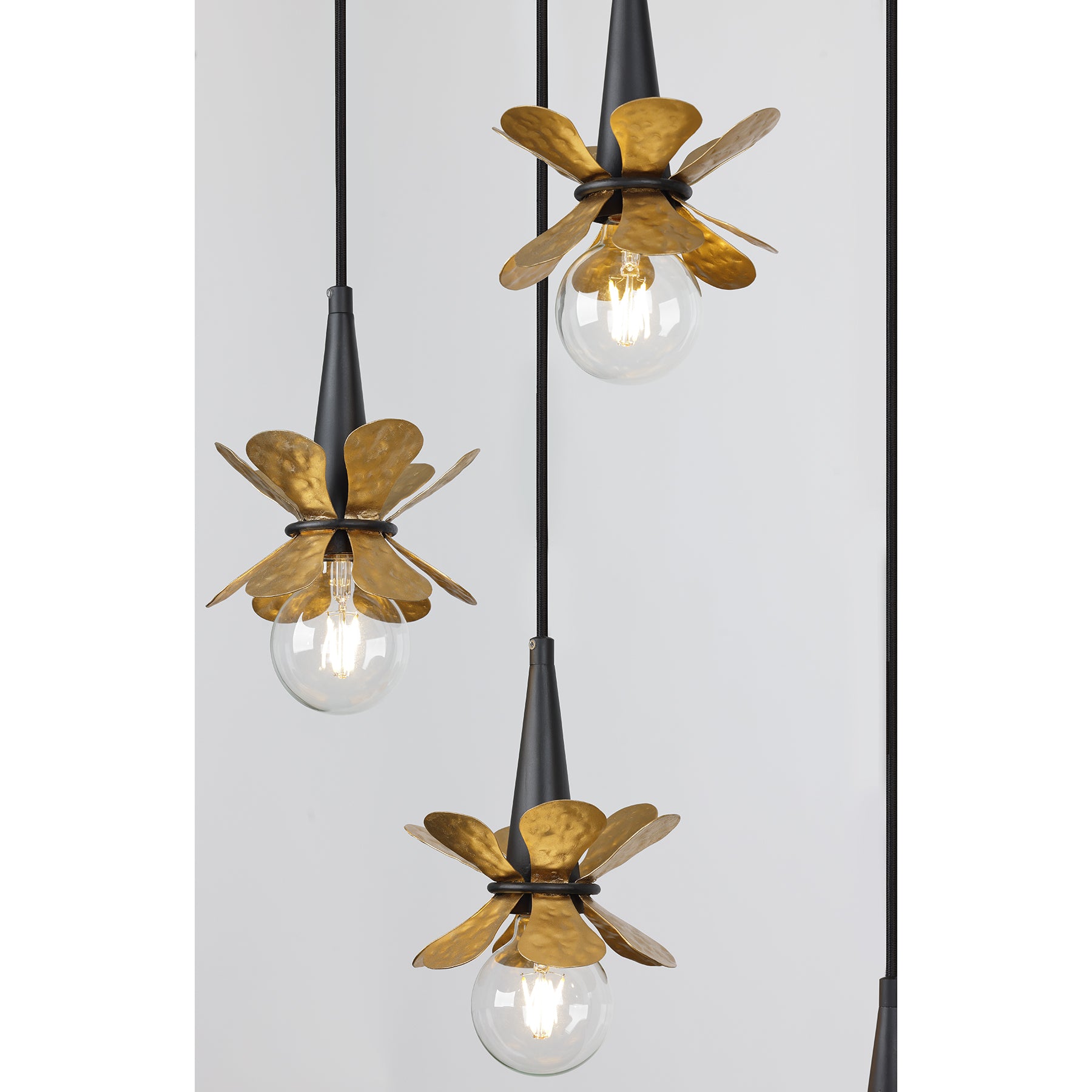 SAVOY HOUSE, PORTINATX LINEAR CHANDELIER, LINEAR LIGHT