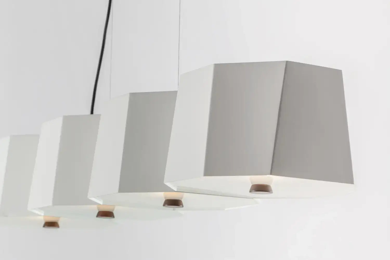 SEED DESIGN USA SQ-2322MPL6-WH fc632784-849b-41bf-8084-3bcaec7d0786