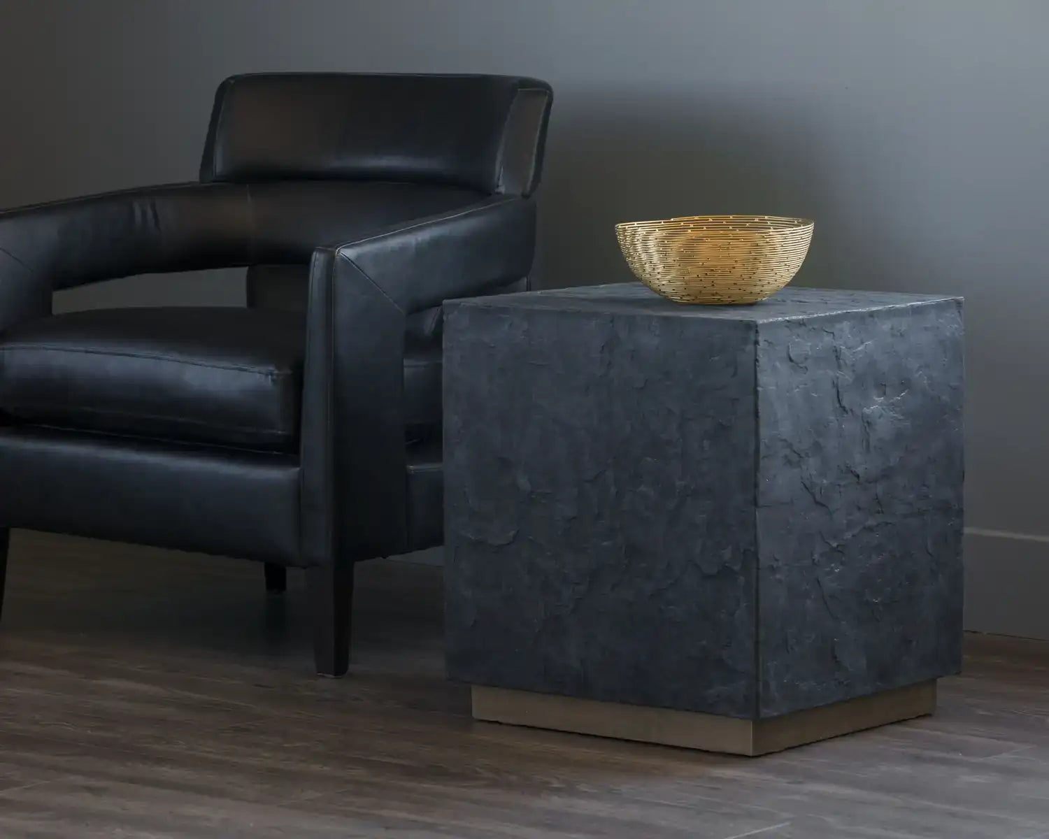 Sunpan NEWBURY END TABLE - Side
