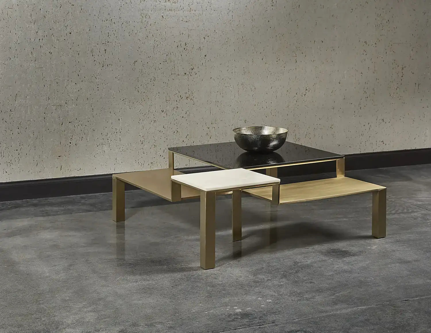 Sunpan SABER COFFEE TABLE - Coffee