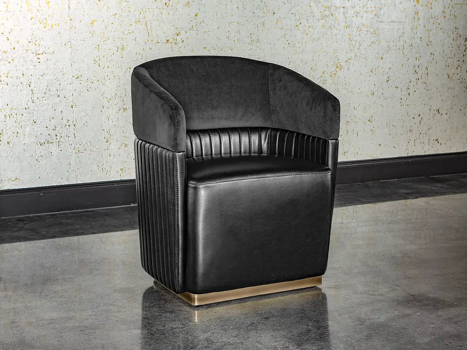 Sunpan GENVAL WHEELED LOUNGE CHAIR - Dining Chairs