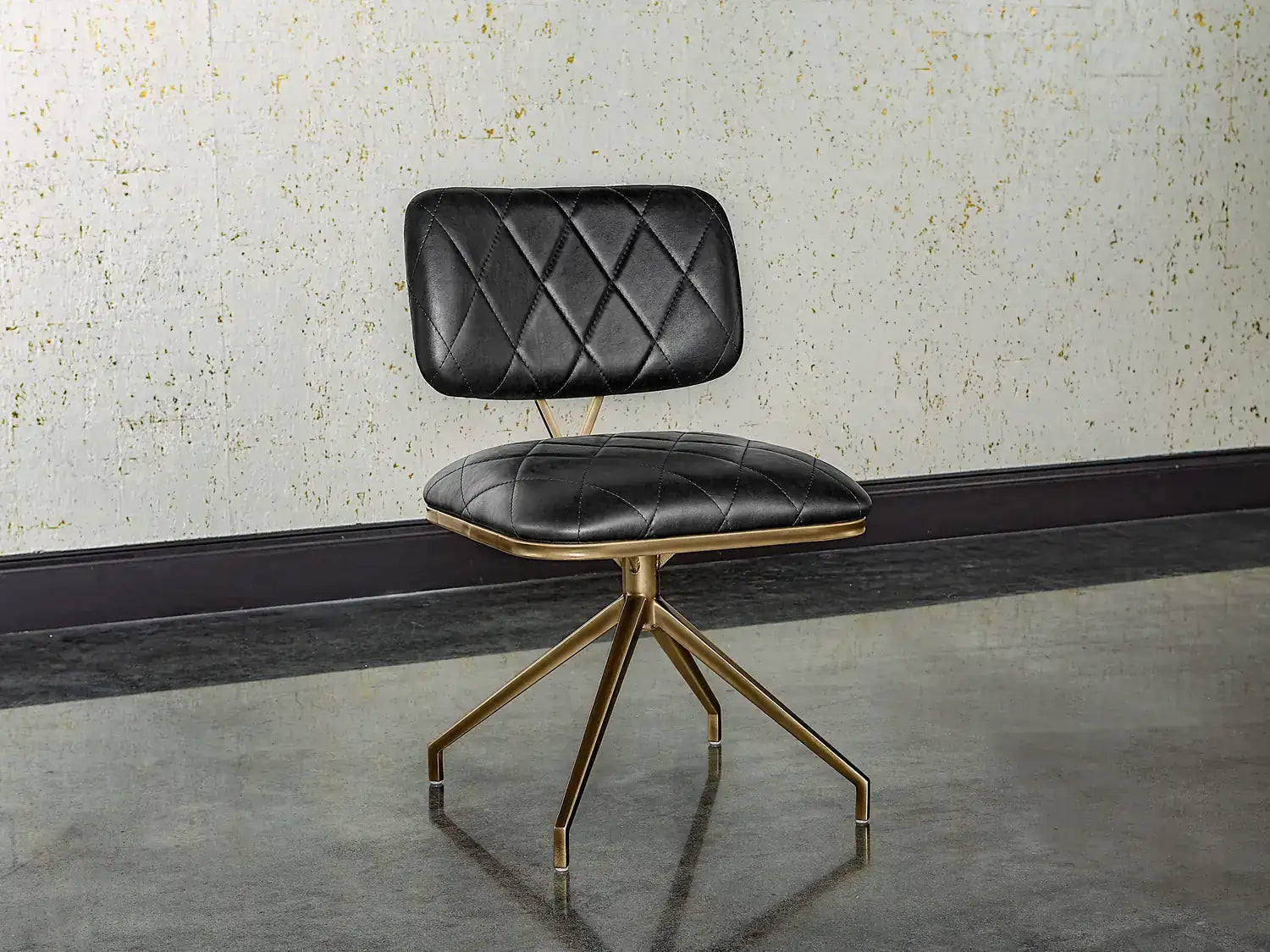 SUNPAN VIRTU SWIVEL DINING CHAIR - Dining Chairs