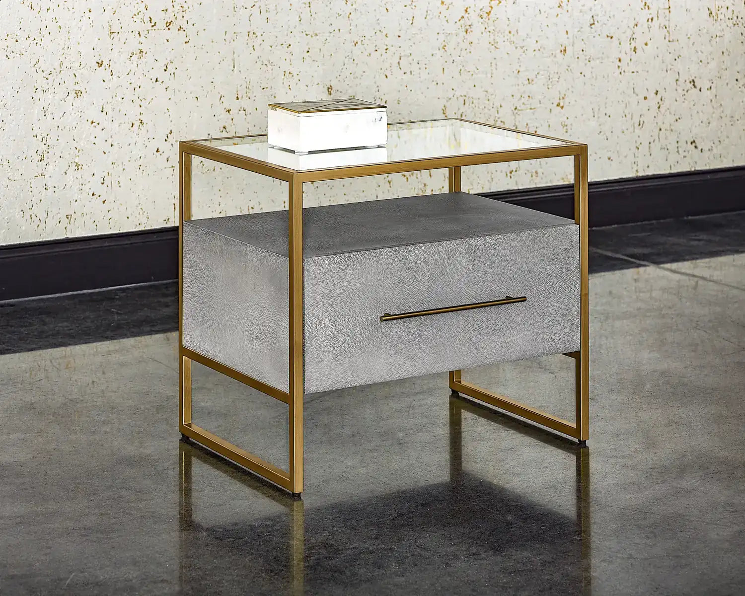 SUNPAN VENICE NIGHTSTAND - Nightstands
