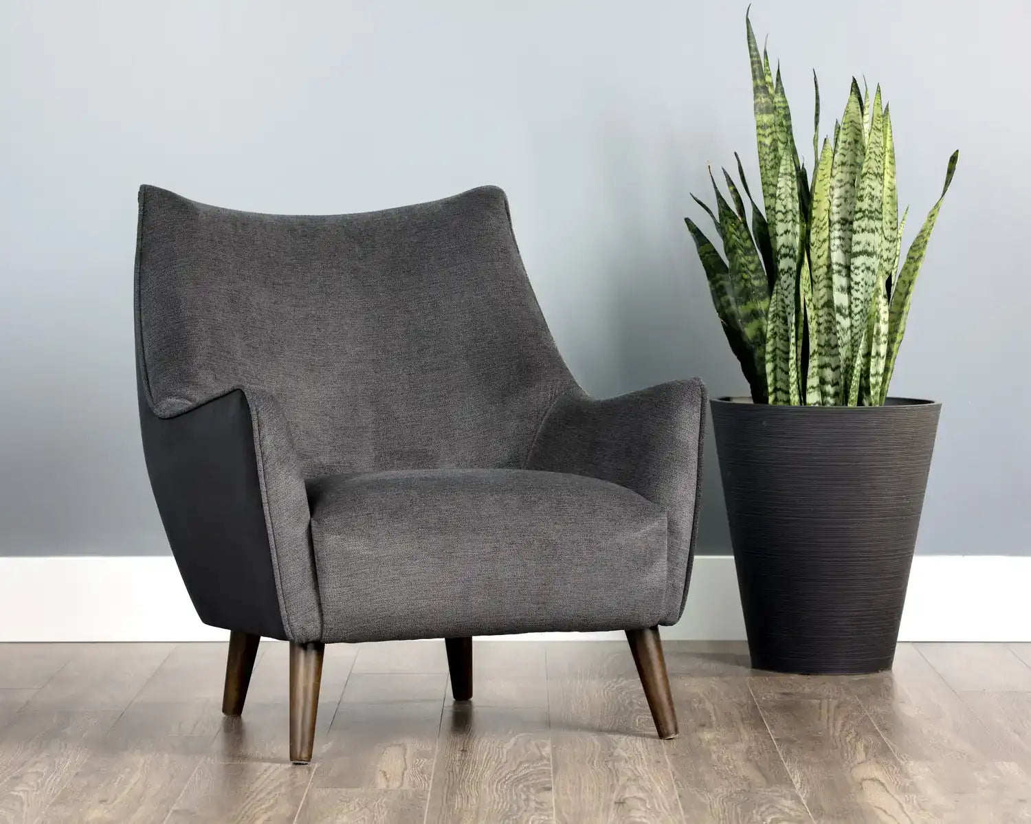 Sunpan SORREL LOUNGE CHAIR - Lounge