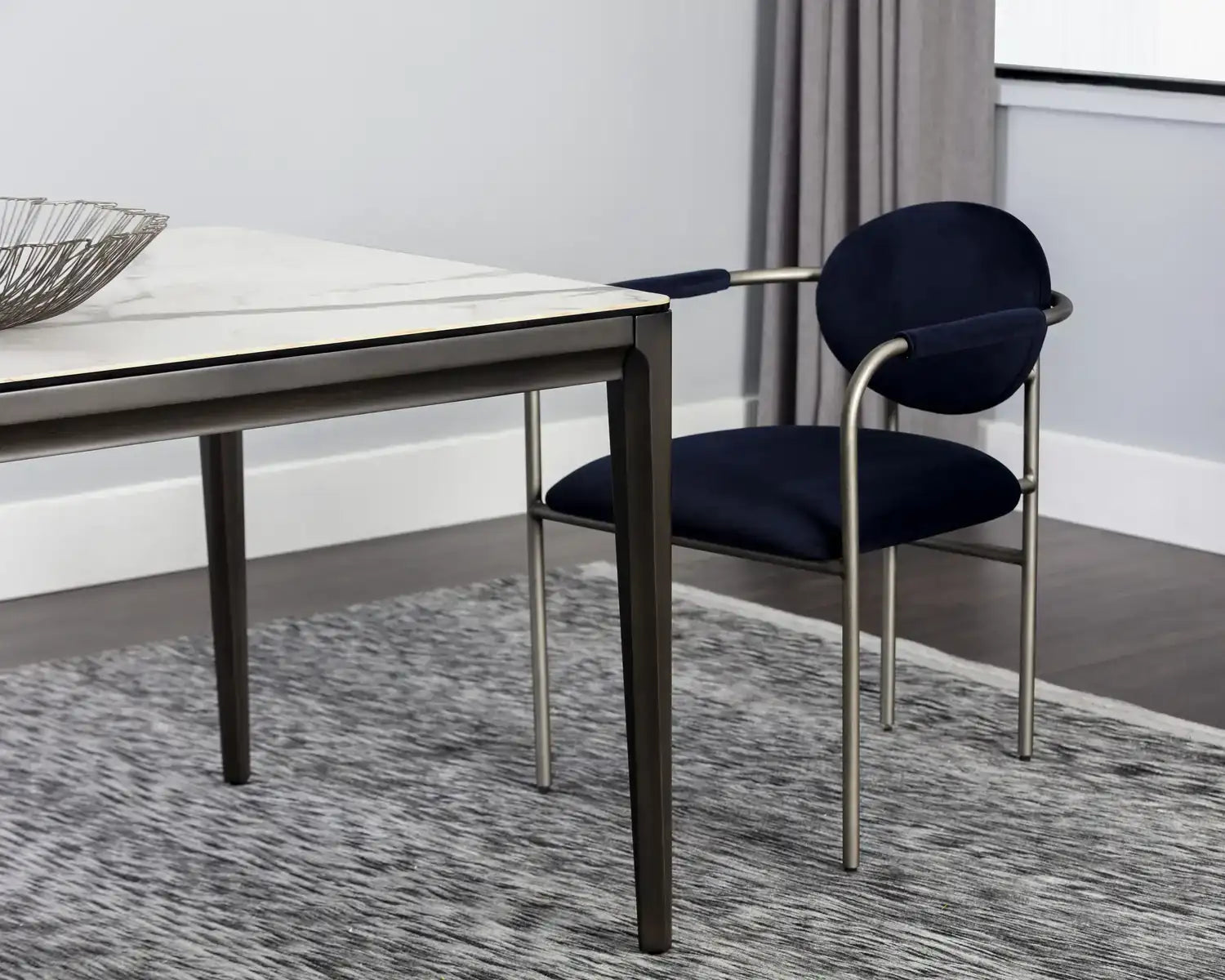 Sunpan QUEENS DINING TABLE - Dining Tables