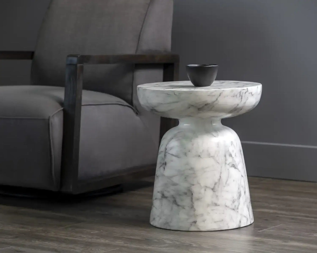 Sunpan LUCIDA END TABLE - Outdoor Furniture