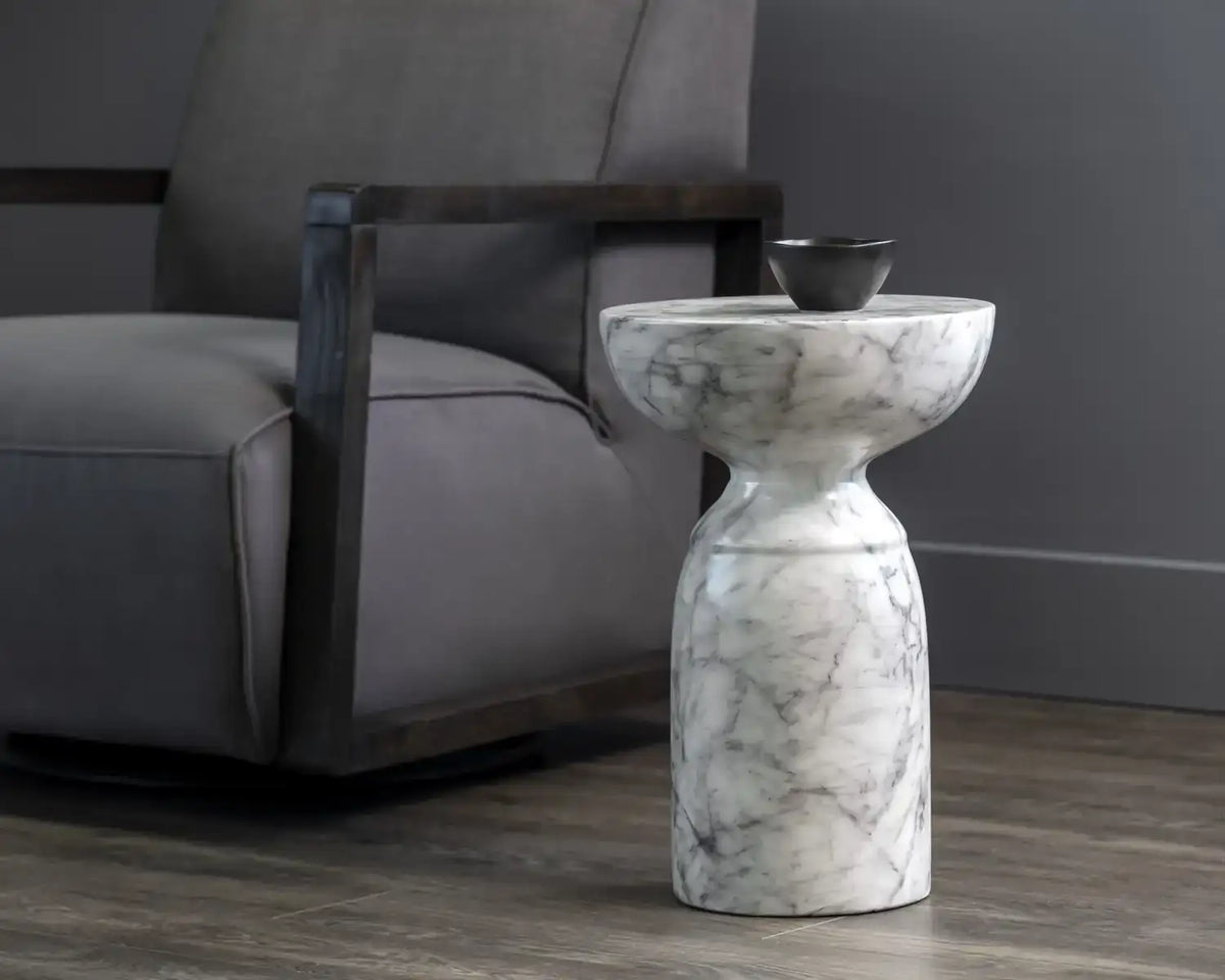 Sunpan GOYA END TABLE - Outdoor Furniture