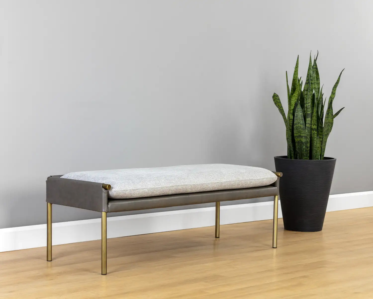 Sunpan, BELLEVUE BENCH, BENCHES, OTTOMAN & STOOLS
